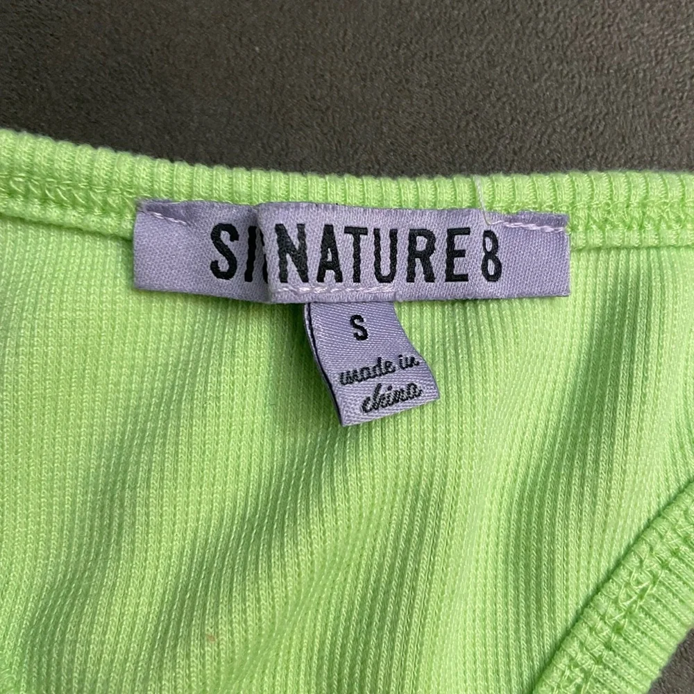 Signature8 Bright Green Ribbed Top - Picture 3 of 3